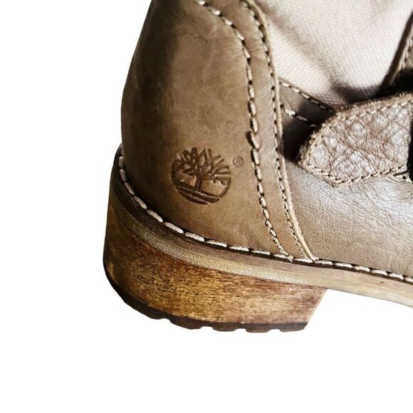 Womens Timberland Earthkeepers
Ankle Boots 3840R Beige Grey Zip Up
Boots size 7 - Picture 8 of 11